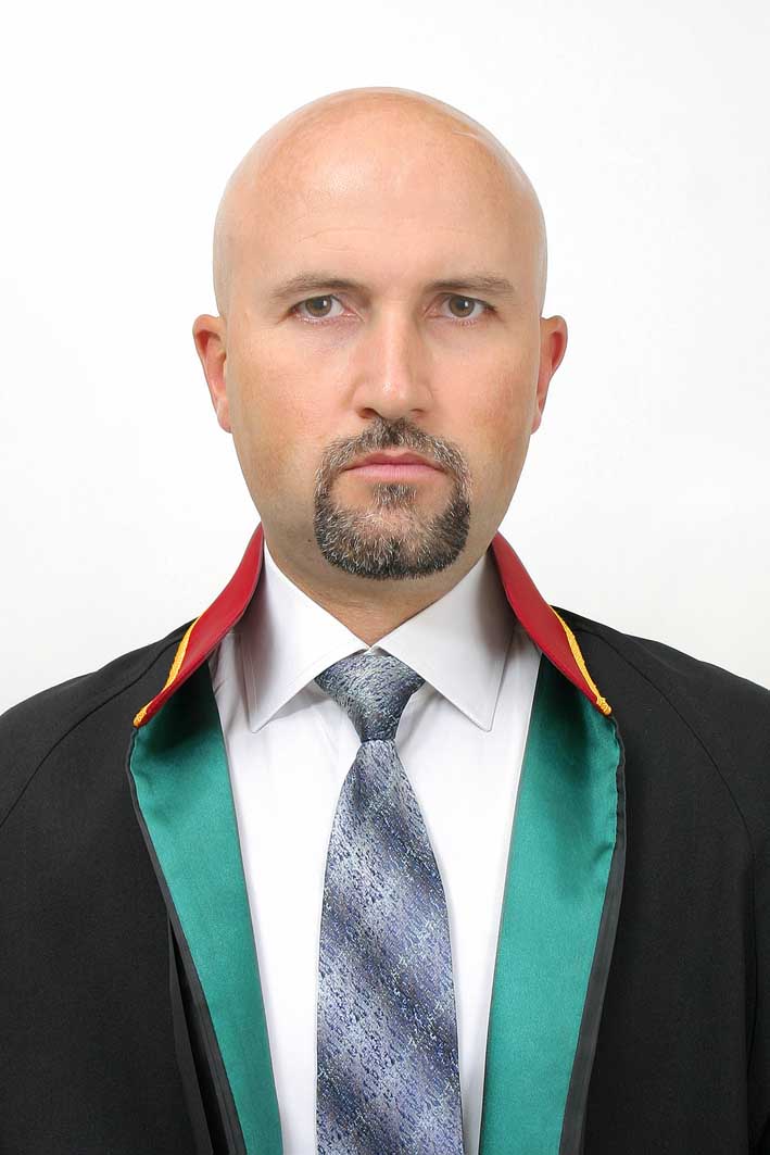 Av. Arb. Murat Ürek